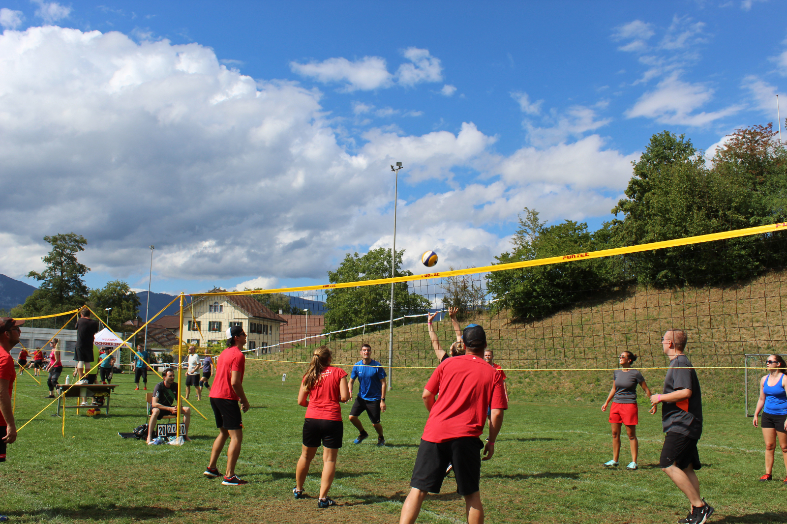 Volley  (96)